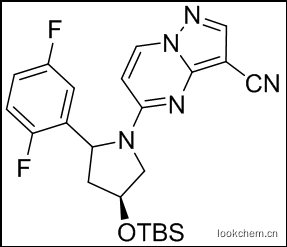 中间体5-((4S)-4-((tert-butyldimethylsilyl)oxy)-2-(2,5-difluorophenyl)pyrrolidin-1-yl)pyrazolo[1,5-a]pyrimidine-3-carbonitrile